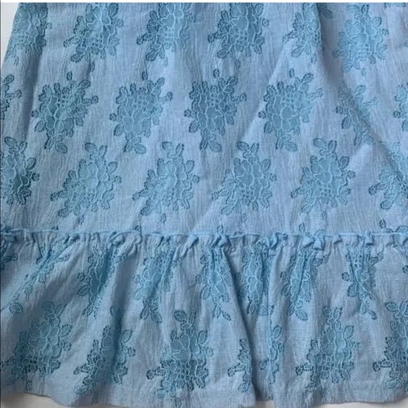 Francesca’s Lace Midi Dress - Picture 3 of 4